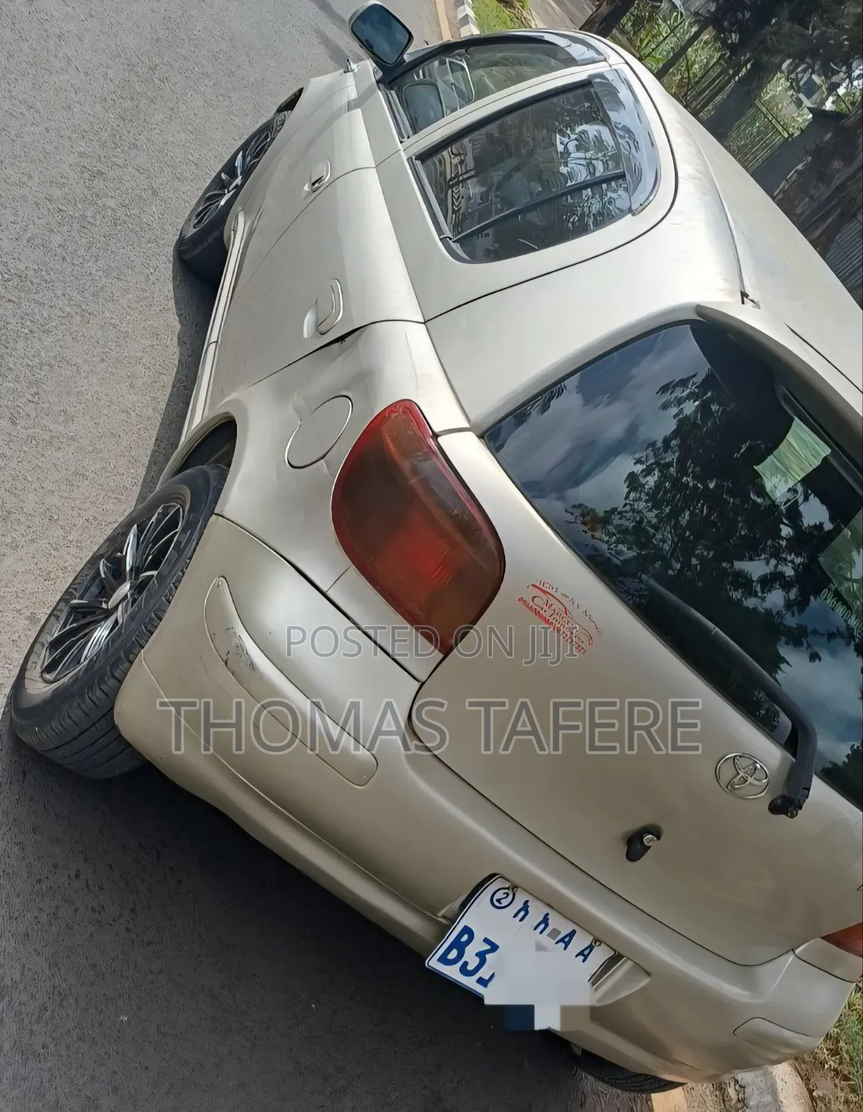 Toyota Vitz 2003 Silver