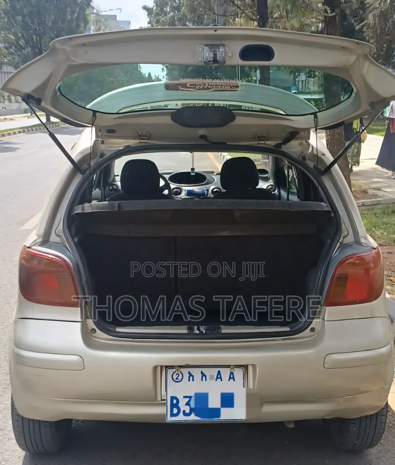 Toyota Vitz 2003 Silver