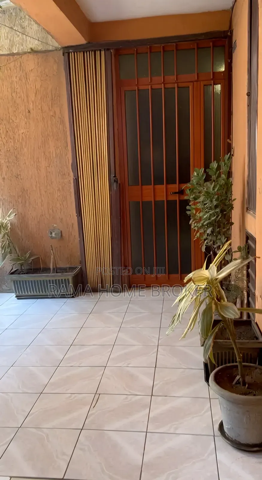 Furnished 3bdrm Condo in ልደታ ኮንዶሚኒየም, Yeka for sale