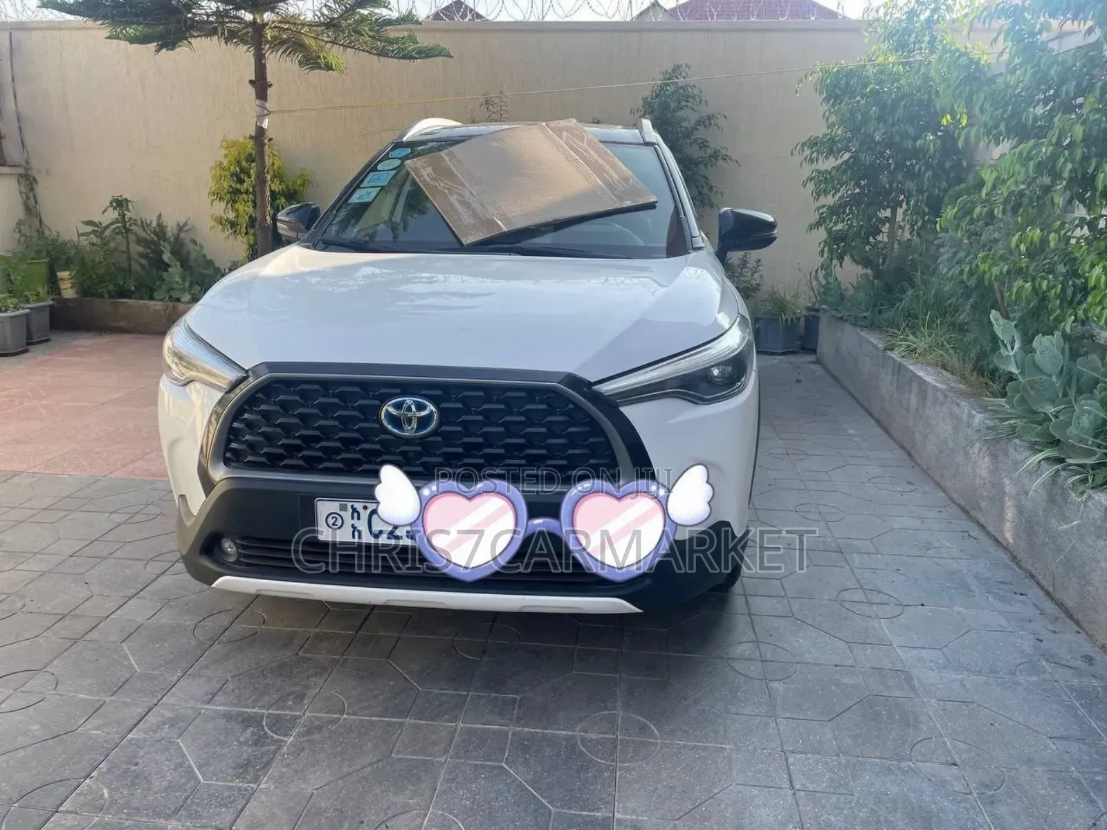 Toyota Corolla Cross Hybrid SE AWD 2023 White