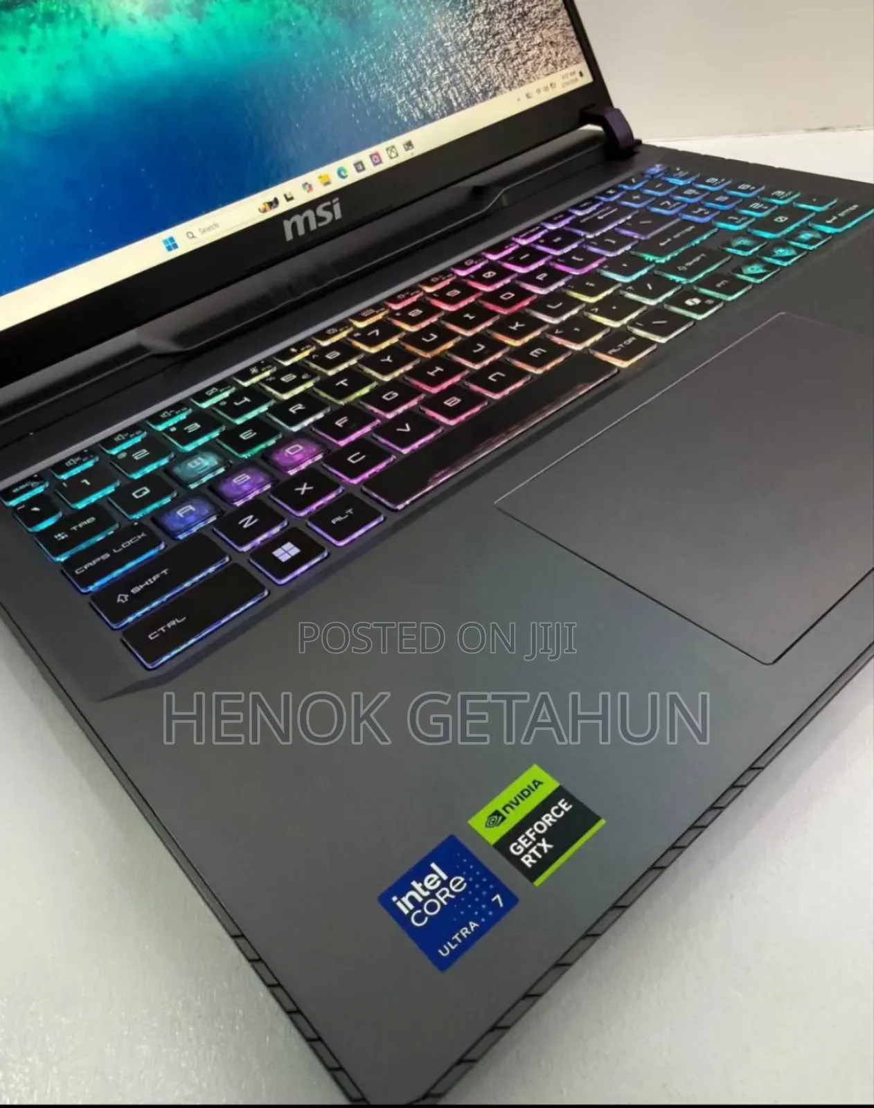 New Laptop MSI Vector 16 HX AI A2XWIG 32GB Intel Core Ultra 7 SSD 512GB