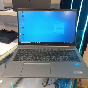 New Laptop HP ZBook 15 G4 16GB Intel Core i9 SSD 512GB
