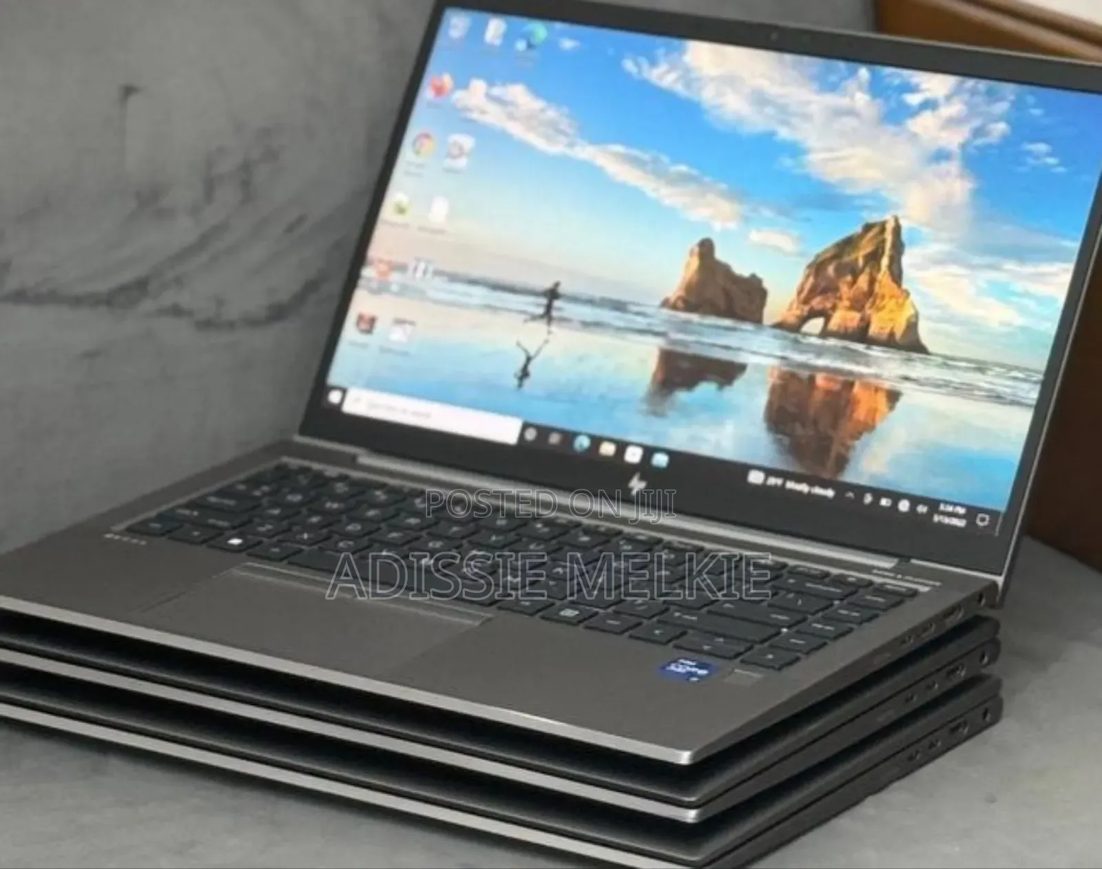 New Laptop HP ZBook Firefly G8 16GB Intel Core i7 SSD 512GB