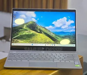 New Laptop HP Envy 15 16GB Intel Core i7 SSD 512GB