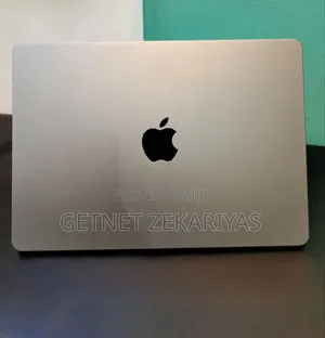 New Laptop Apple MacBook Air 2022 M2 8GB Apple M2 SSD 256GB