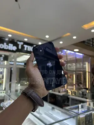 Apple iPhone 12 64 GB Black