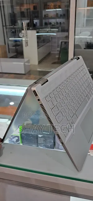New Laptop HP Pavilion X360 8GB Intel Core i7 HDD+SSD 1T