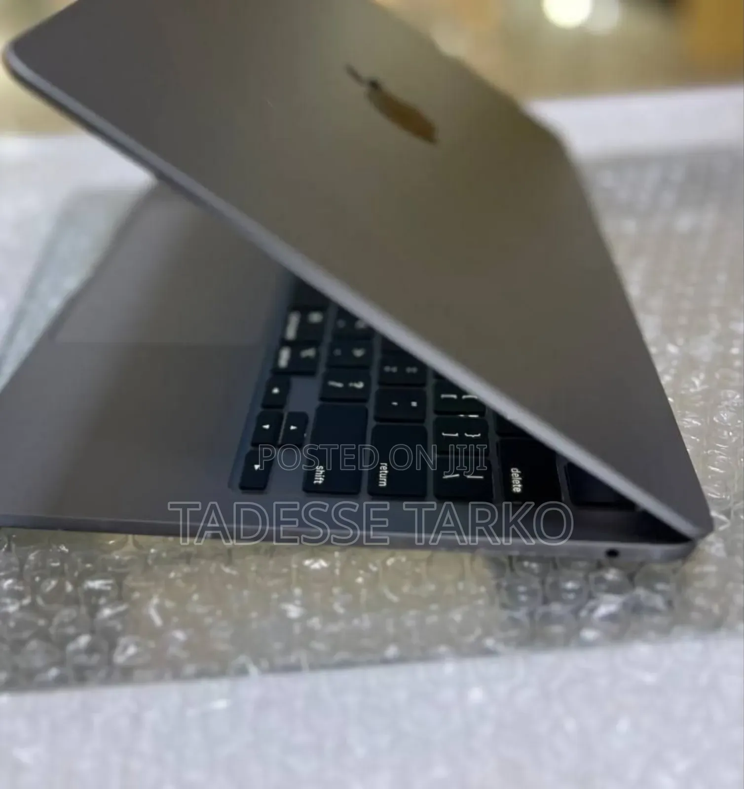 New Laptop Apple MacBook Air 2023 M2 8GB Apple M2 SSD 256GB