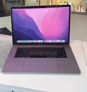 New Laptop Apple MacBook Pro 2017 16GB Intel Core i7 SSD 512GB