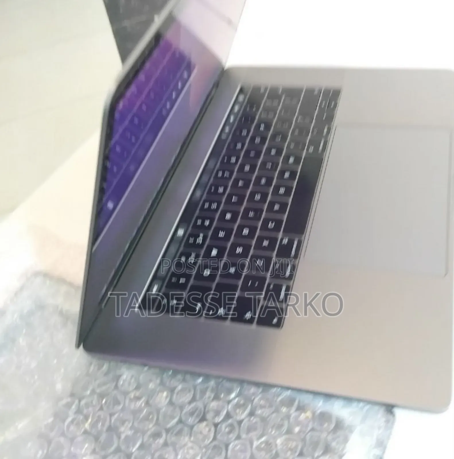 New Laptop Apple MacBook Pro 2017 16GB Intel Core i7 SSD 512GB
