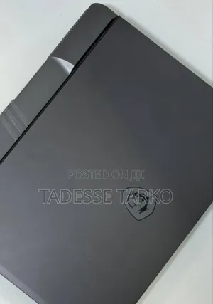 New Laptop MSI Vector 16 HX AI A2XWIG 32GB AMD Ryzen 9 SSD 1T
