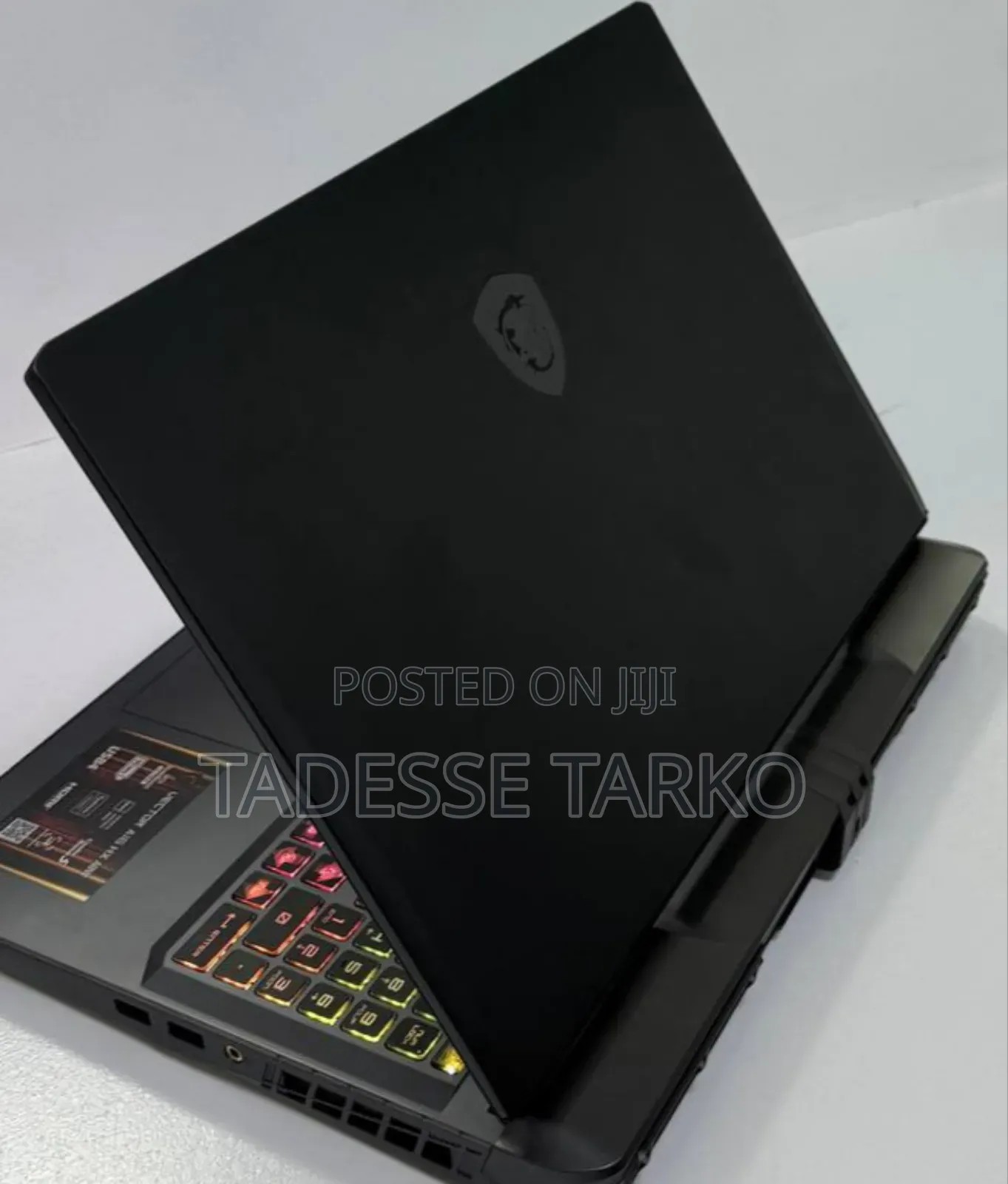 New Laptop MSI Vector 16 HX AI A2XWIG 32GB AMD Ryzen 9 SSD 1T