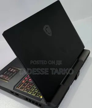 New Laptop MSI Vector 16 HX AI A2XWIG 32GB AMD Ryzen 9 SSD 1T