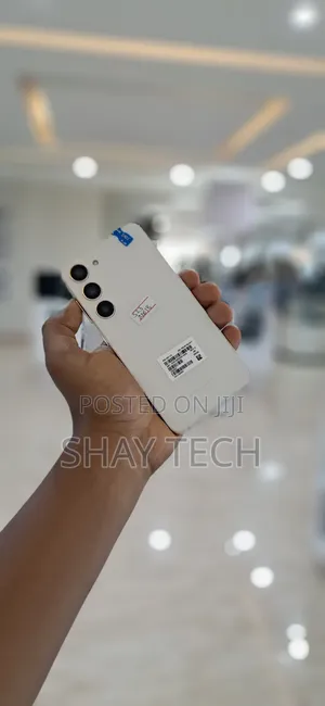 New Samsung Galaxy S23 256 GB White