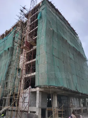 2bdrm Apartment In ሀይ ራይዝ ሪል እስቴት, Yeka For Sale