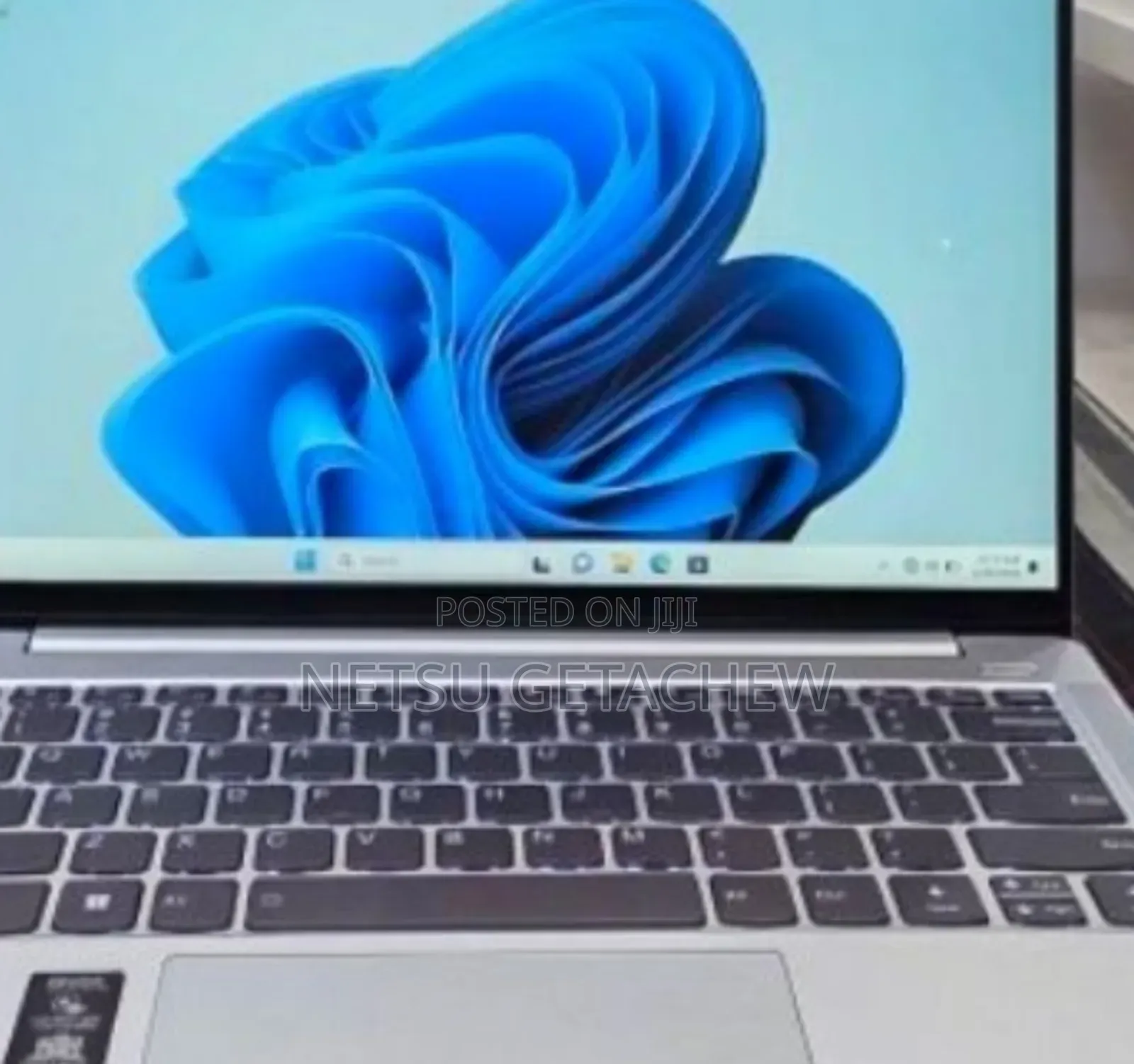 New Laptop Lenovo IdeaPad 520 16GB Intel Core i5 SSD 512GB