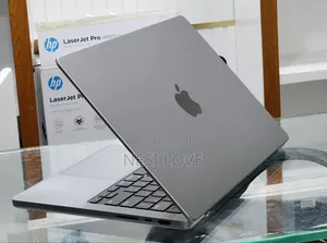 New Laptop Apple MacBook Pro 2021 M1 16GB SSD 512GB