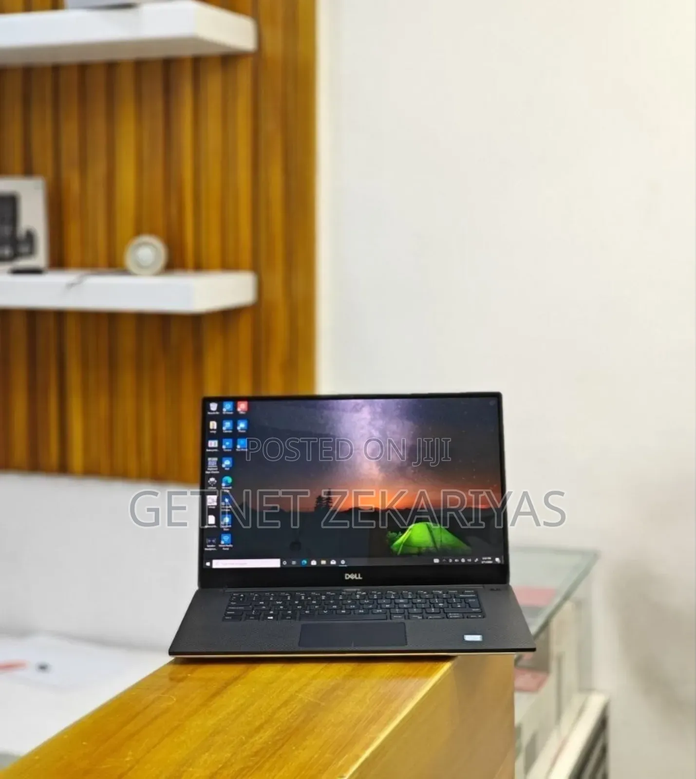 New Laptop Dell XPS 15 16GB Intel Core i9 SSD 512GB