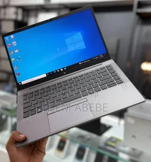 New Laptop HP ZBook Firefly G8 16GB Intel Core i7 SSD 512GB