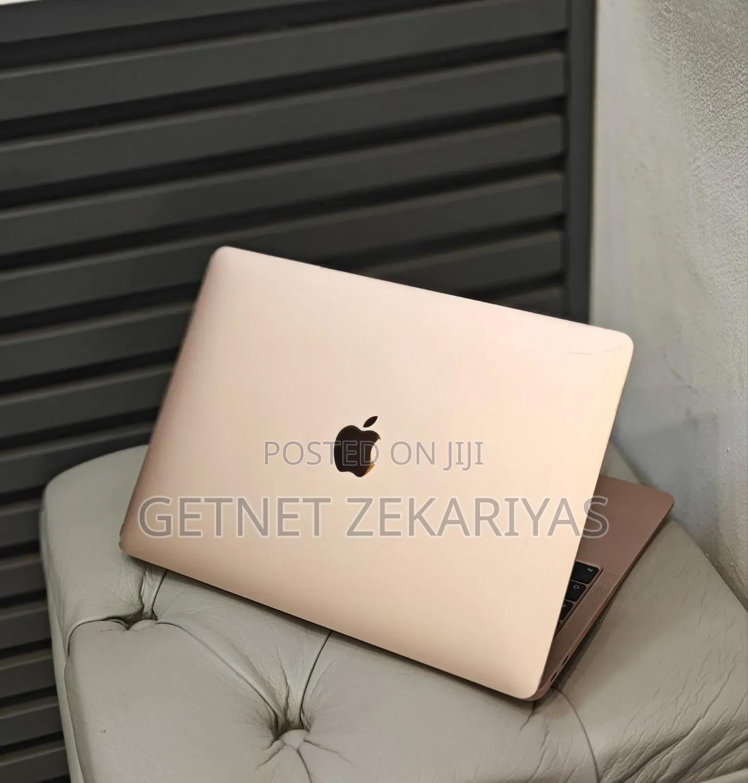 New Laptop Apple MacBook Air 2020 8GB Intel Core i3 SSD 256GB