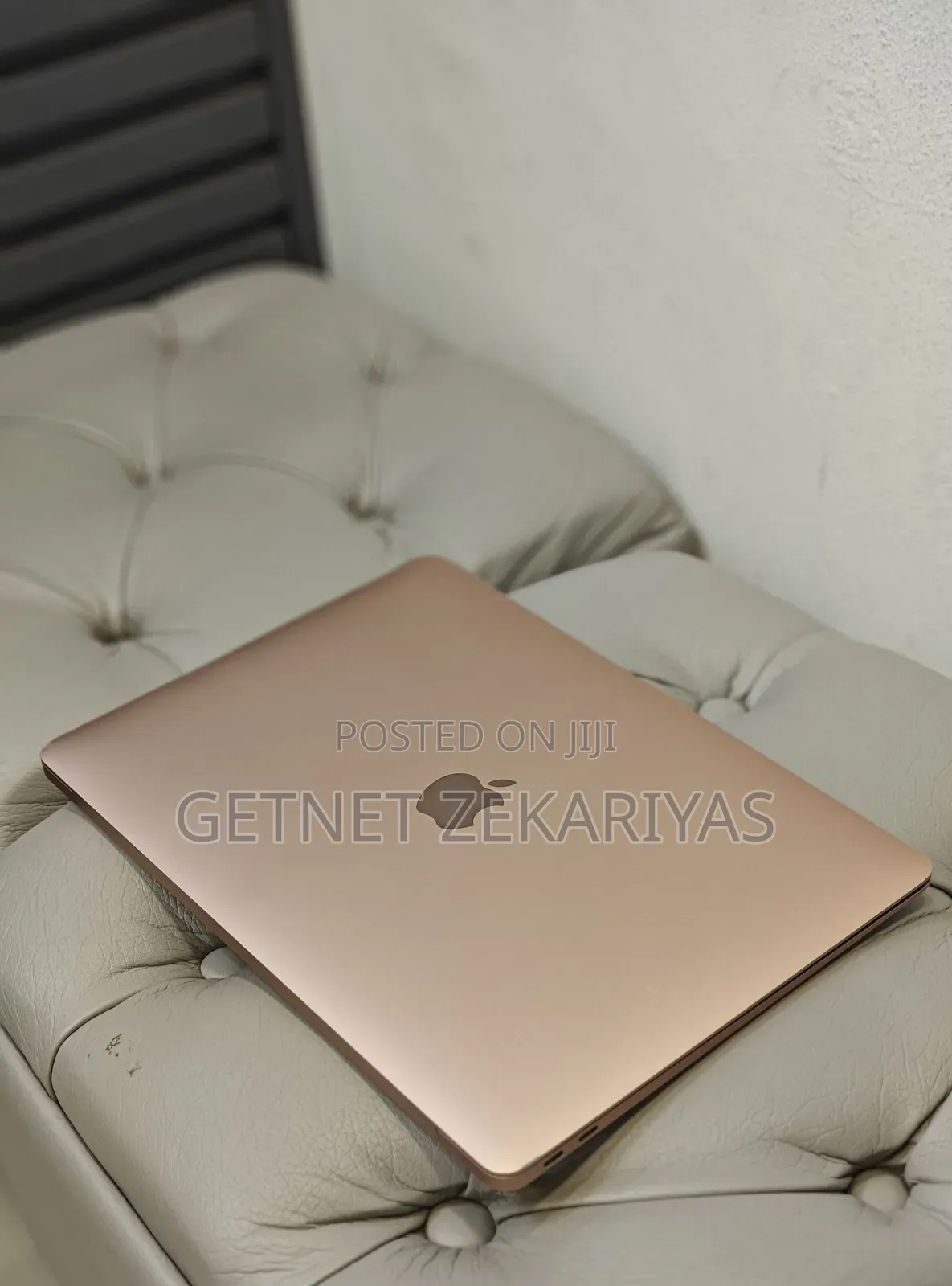 New Laptop Apple MacBook Air 2020 8GB Intel Core i3 SSD 256GB
