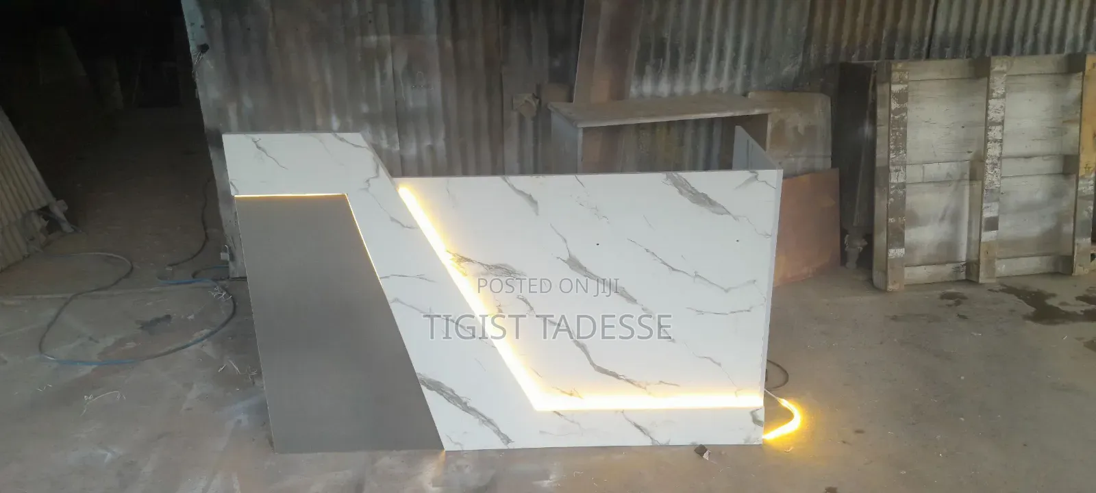 Reception Table 170cm for Your Office Need