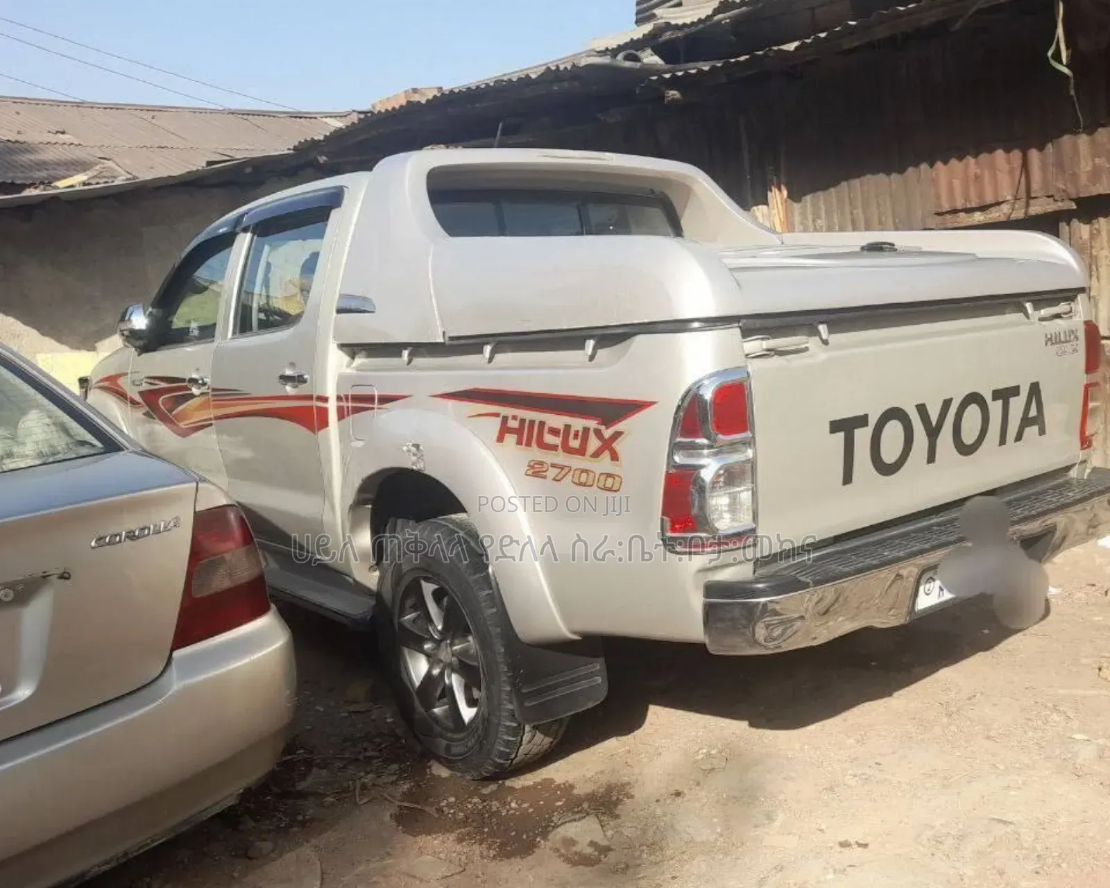 Toyota Hilux 2014 Teal