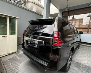 Toyota Land Cruiser Prado 2019 Pink