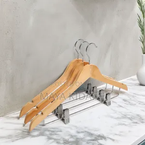Hanger With Clips