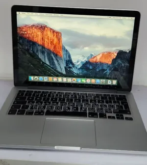 New Laptop Apple MacBook Pro 2015 8GB Intel Core i5 SSD 128GB