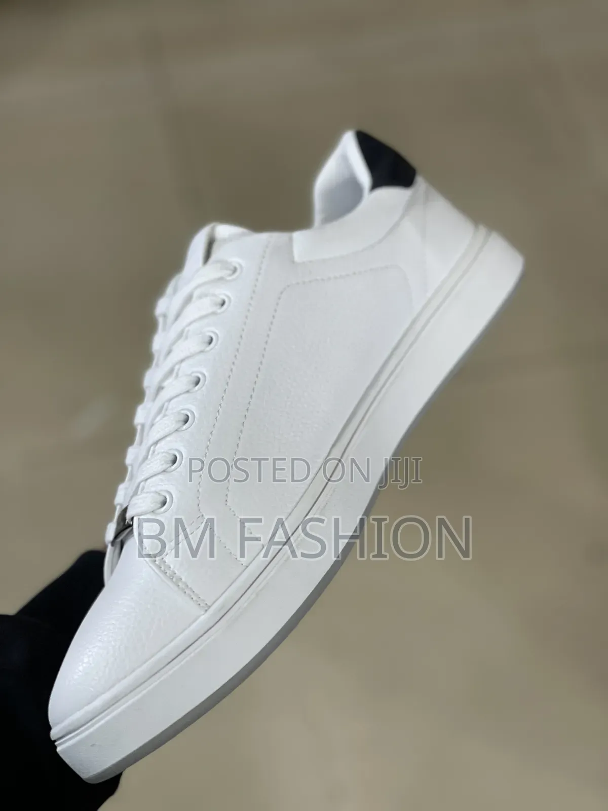 Brand New Rova White Sneakers "Your New Favourite Kicks"