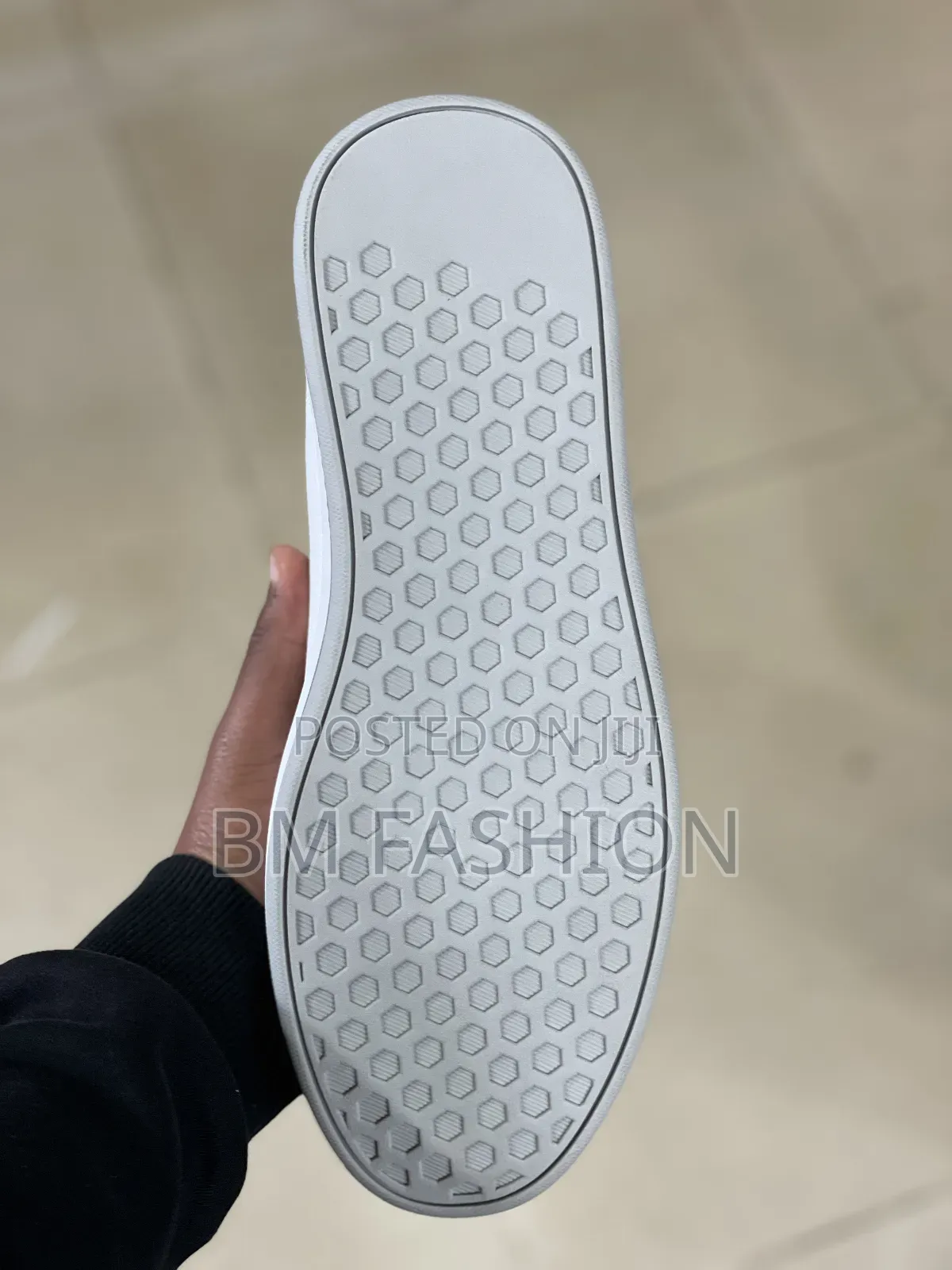 Brand New Rova White Sneakers "Your New Favourite Kicks"