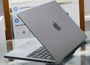 New Laptop Apple MacBook Pro M1 16GB Apple M1 Pro SSD 512GB