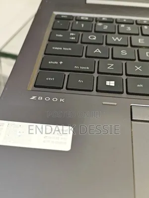 New Laptop HP ZBook Firefly 15 G7 16GB Intel Core i7 SSD 512GB