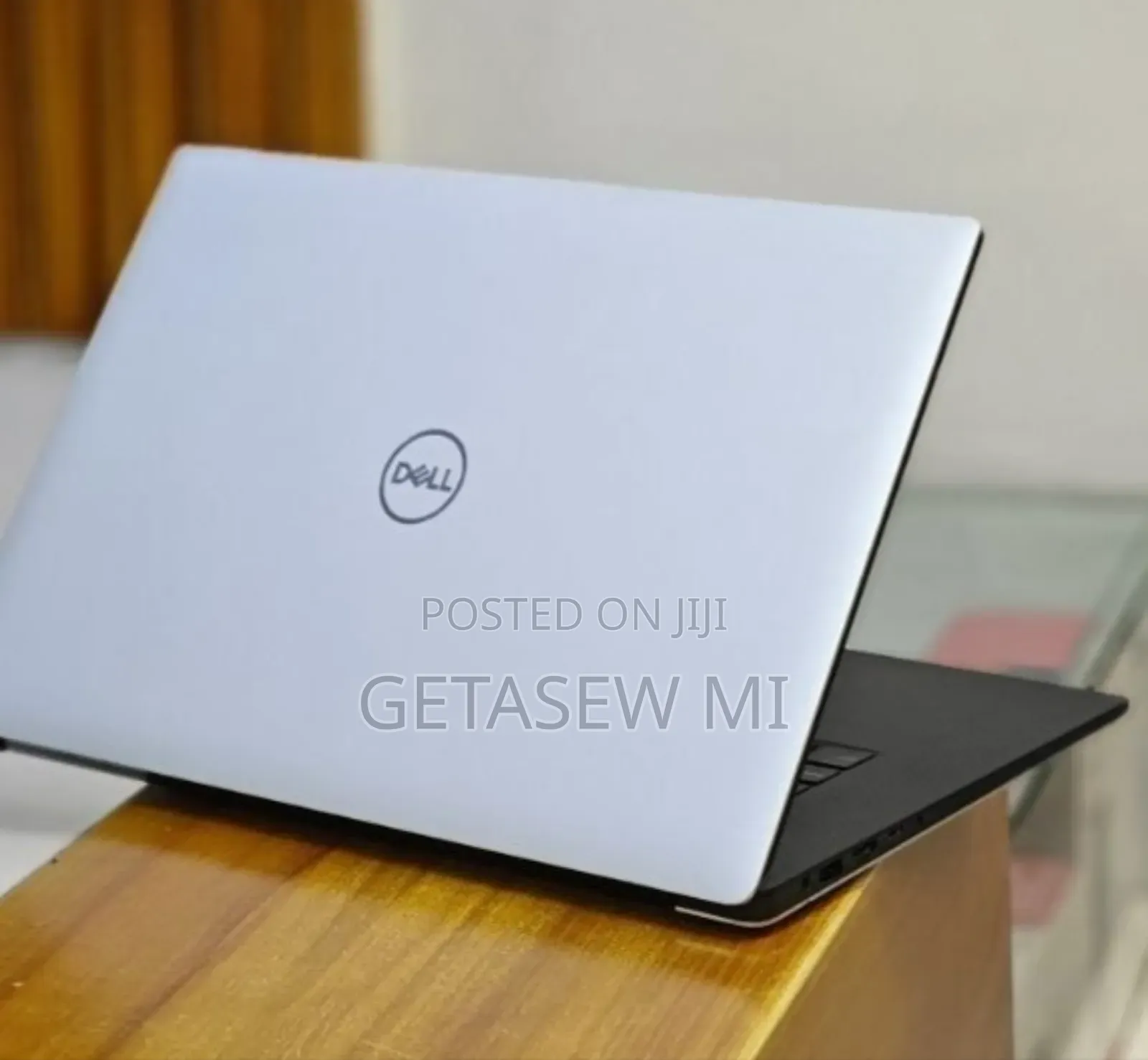 New Laptop Dell XPS 15 16GB Intel Core i9 SSD 512GB
