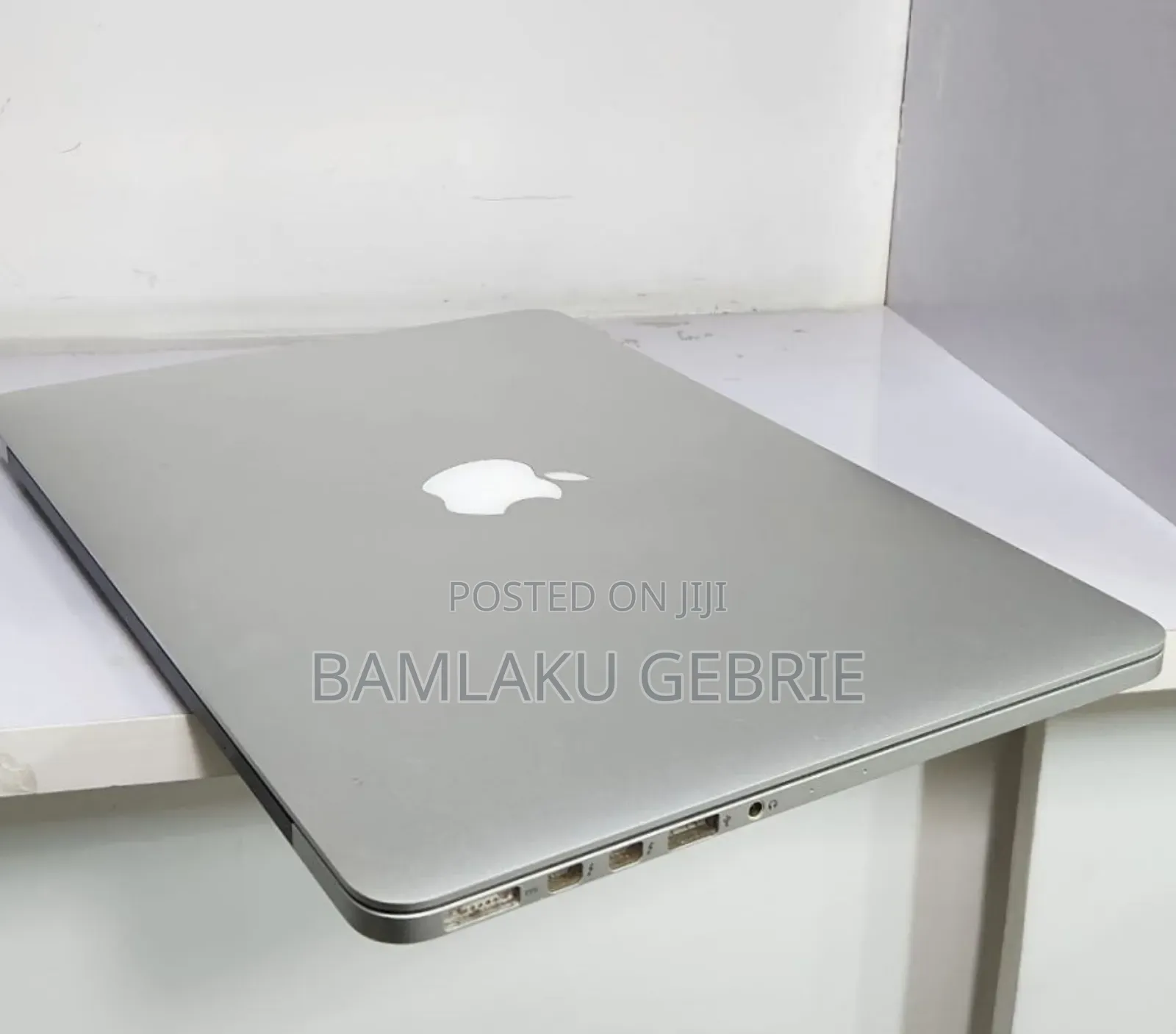 New Laptop Apple MacBook Air 2015 8GB Intel Core i5 SSD 128GB