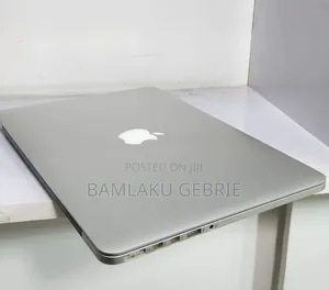 New Laptop Apple MacBook Air 2015 8GB Intel Core i5 SSD 128GB