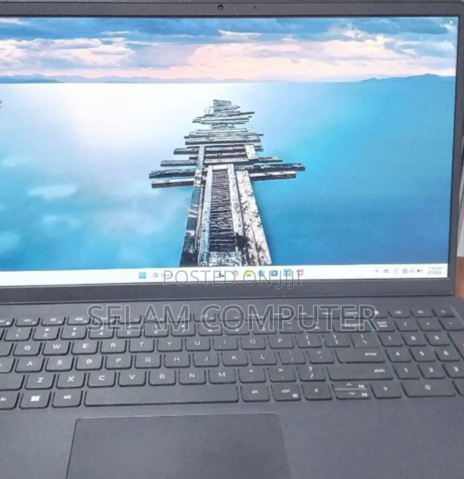 New Laptop Dell Inspiron 15 16GB AMD Ryzen 7 SSD 512GB