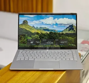 New Laptop HP Pavilion 13 X360 8GB Intel Core i5 SSD 512GB