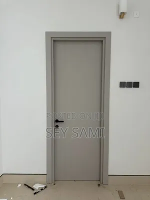 Crown Modern Gates
