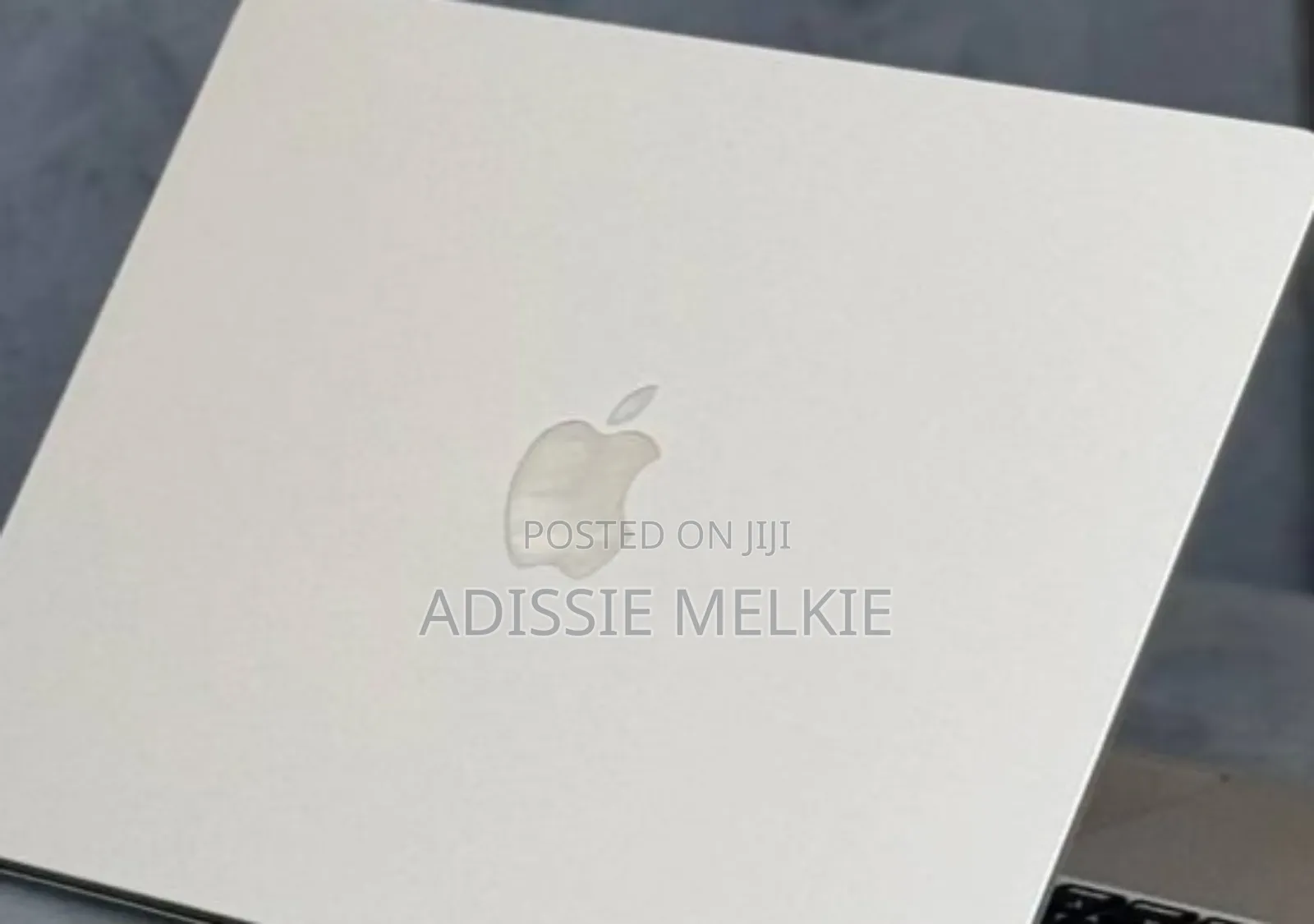 New Laptop Apple MacBook Air 2022 M2 8GB Apple M2 SSD 256GB
