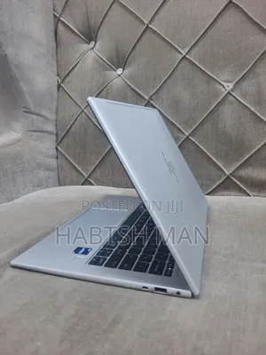New Laptop HP EliteBook 840 G9 16GB Intel Core i7 SSD 512GB