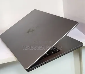 New Laptop Apple MacBook Pro 2021 M1 16GB Apple M1 Pro SSD 512GB