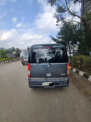 Suzuki Every Wagon 2012 Blue