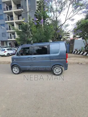 Suzuki Every Wagon 2012 Blue