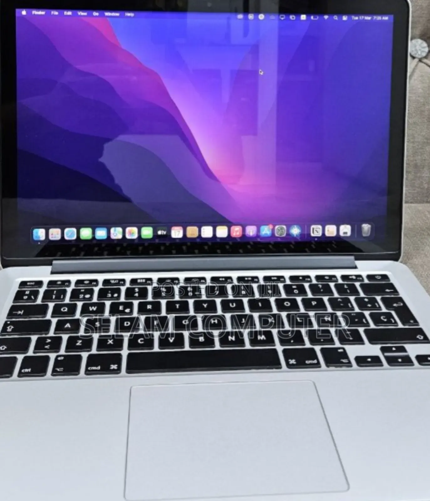 New Laptop Apple MacBook Pro 2017 8GB Intel Core i7 SSD 256GB