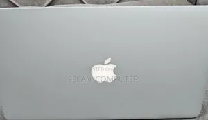 New Laptop Apple MacBook Pro 2017 8GB Intel Core i7 SSD 256GB