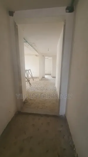 3bdrm Apartment in Apartment, Yeka for sale