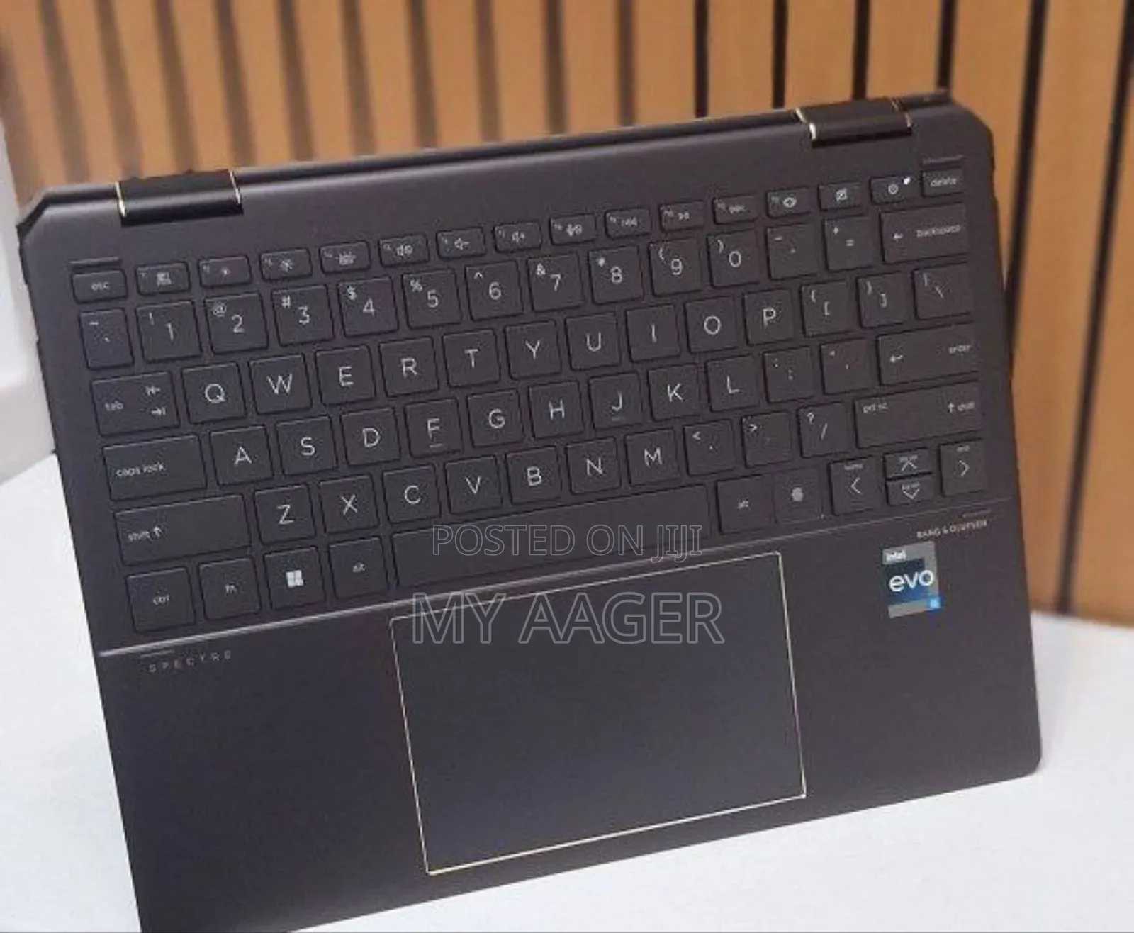 New Laptop HP Spectre 16GB Intel Core i5 SSD 1T