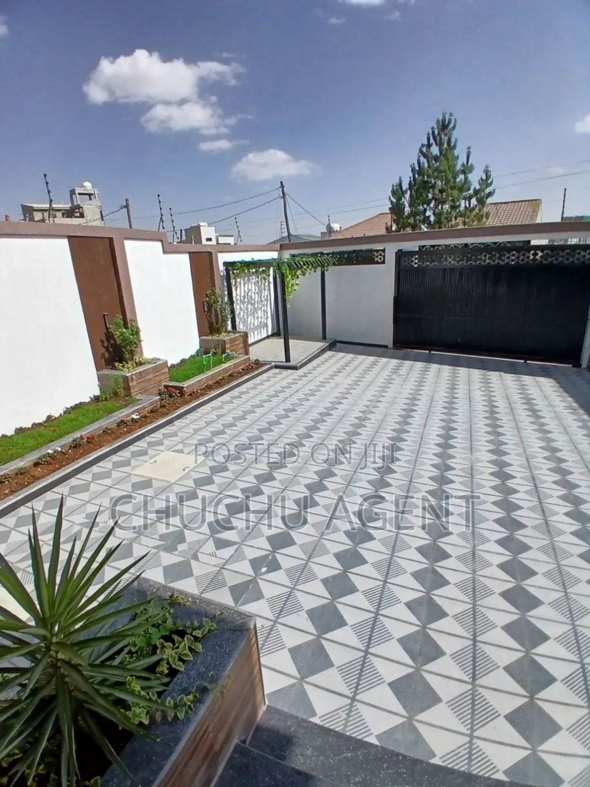 7bdrm House in Bole for sale